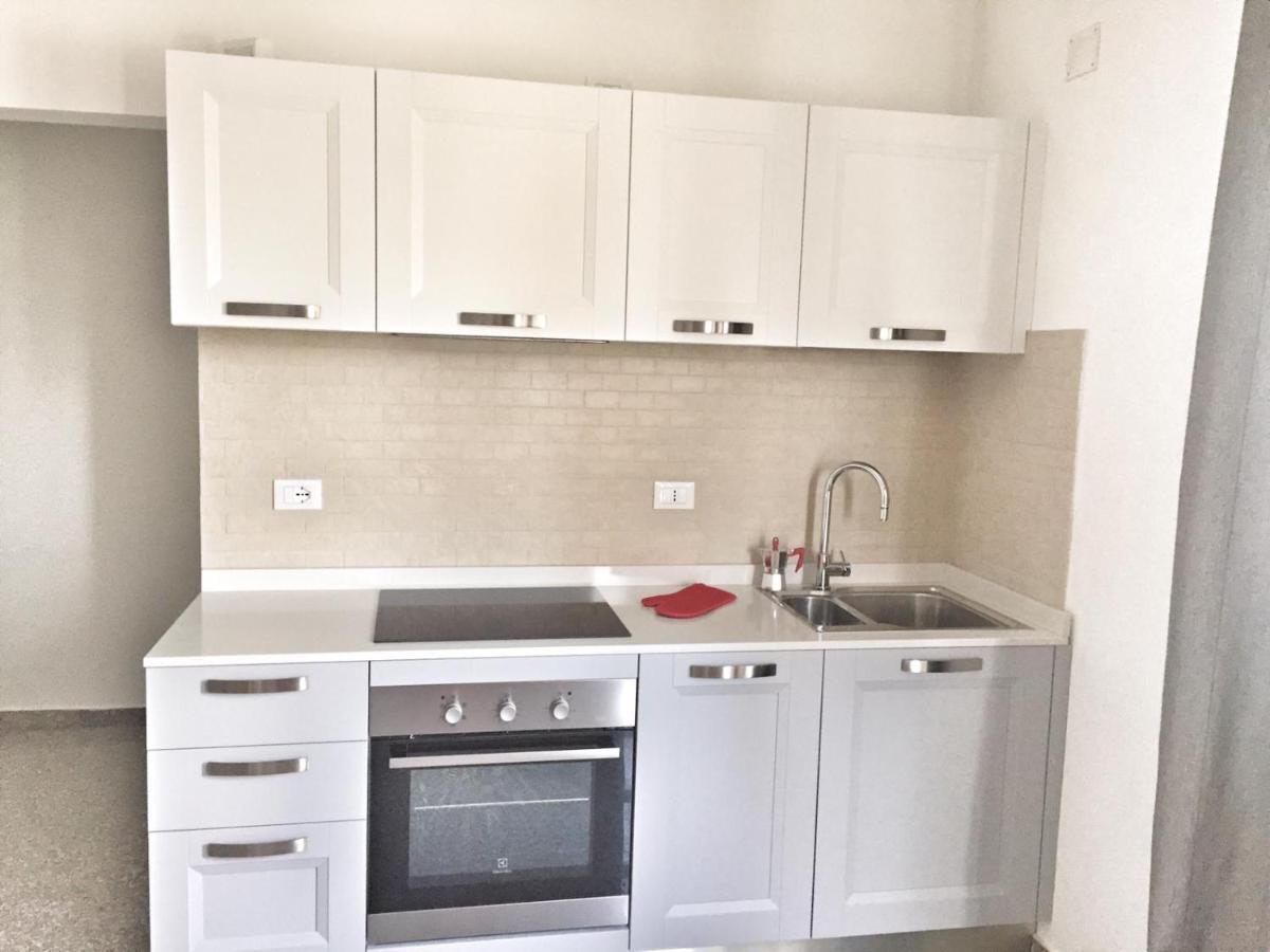 Red Tower Venice Apartment - 2 Mins From Vce Airport- Free Wifi تيسّيرا المظهر الخارجي الصورة